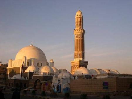 Qubbat al-Bakiliya Mosque
