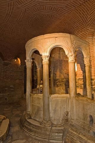 Agios Dimitrios Crypt