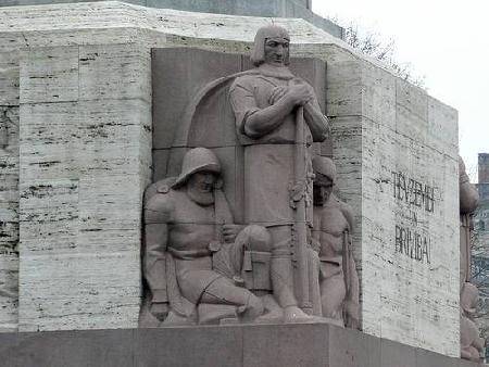 Minda - Brivibas piemineklis Monument