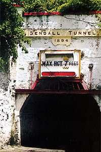 Grenada Saint George Tunel Sendal Tunel Sendal Grenada - Saint George - Grenada