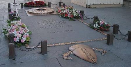 The Unknown Soldier Tomb