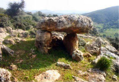 dolmen graves