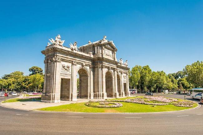 Spain Madrid Puerta de Alcalá Puerta de Alcalá Madrid - Madrid - Spain