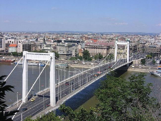 Hungary Budapest Isabel - Erzsebet Hid Bridge Isabel - Erzsebet Hid Bridge Europe - Budapest - Hungary