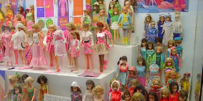 Dolls International Museum