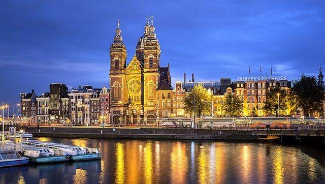 Netherlands Amsterdam Basilica of Saint Nicholas Basilica of Saint Nicholas Netherlands - Amsterdam - Netherlands