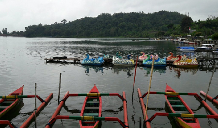 Batoer lake