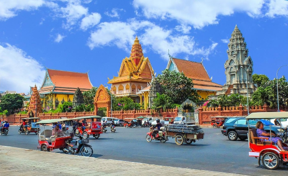 Cambodia Phnum Penh Wat Ounalom Wat Ounalom Phnum Penh - Phnum Penh - Cambodia