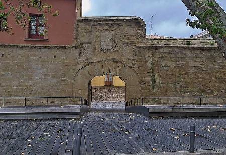 Carlos V Gate