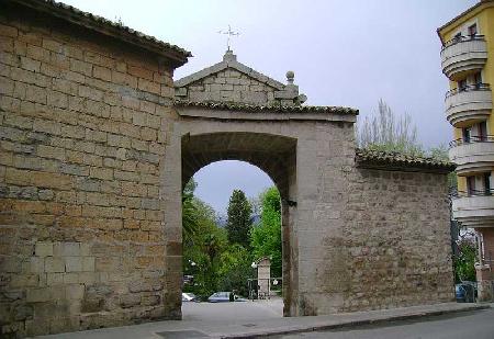 El Angel Gate