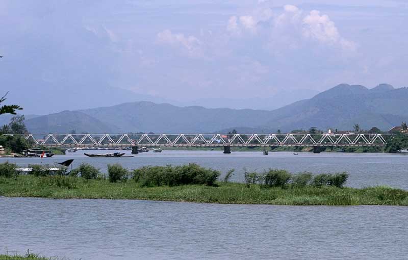 Vietnam Hue Perfume River (Song Huong River) Perfume River (Song Huong River) Hue - Hue - Vietnam