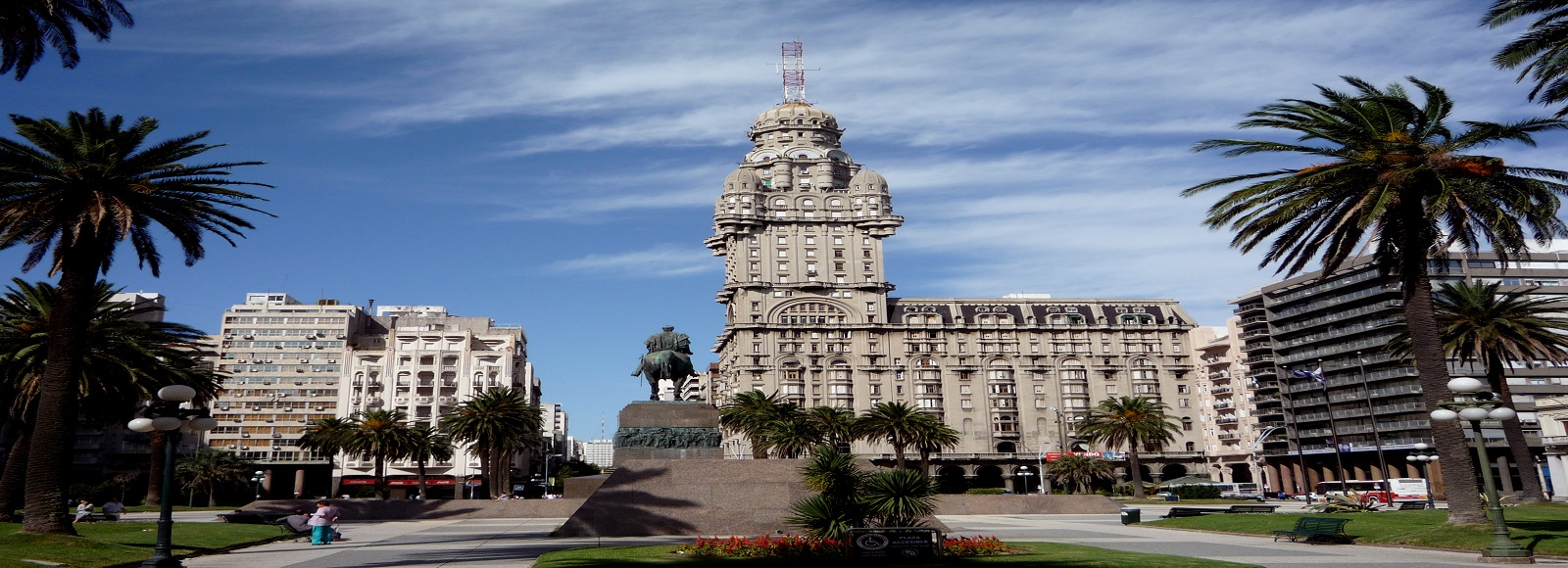 Transfer Offers in Montevideo. Low Cost Transfers in  Montevideo 