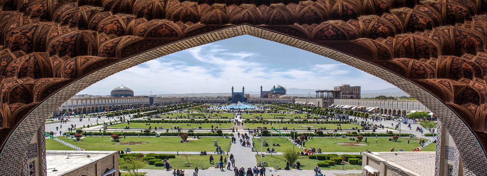 Transfer Offers in Esfahan. Low Cost Transfers in  Esfahan 