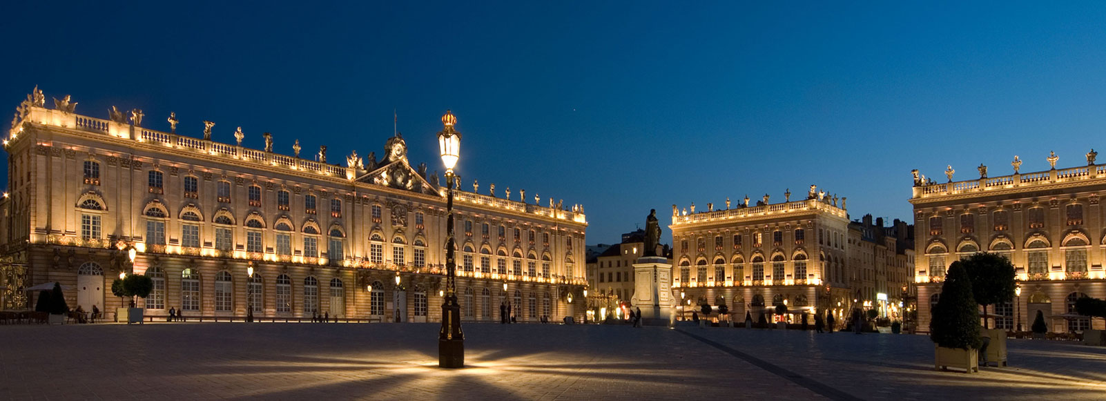 أين تأكل فى نانسي | دليل مطاعم  نانسي أين تأكل فى نانسي | دليل مطاعم  نانسي