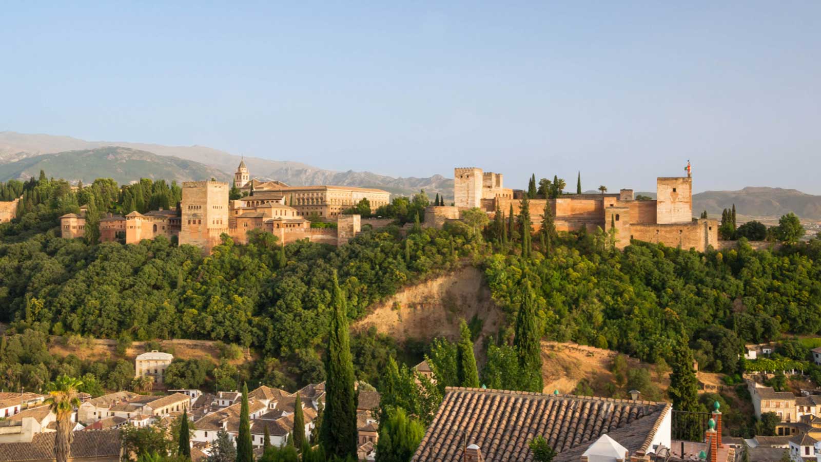 Transfer Offers in Granada. Low Cost Transfers in  Granada 