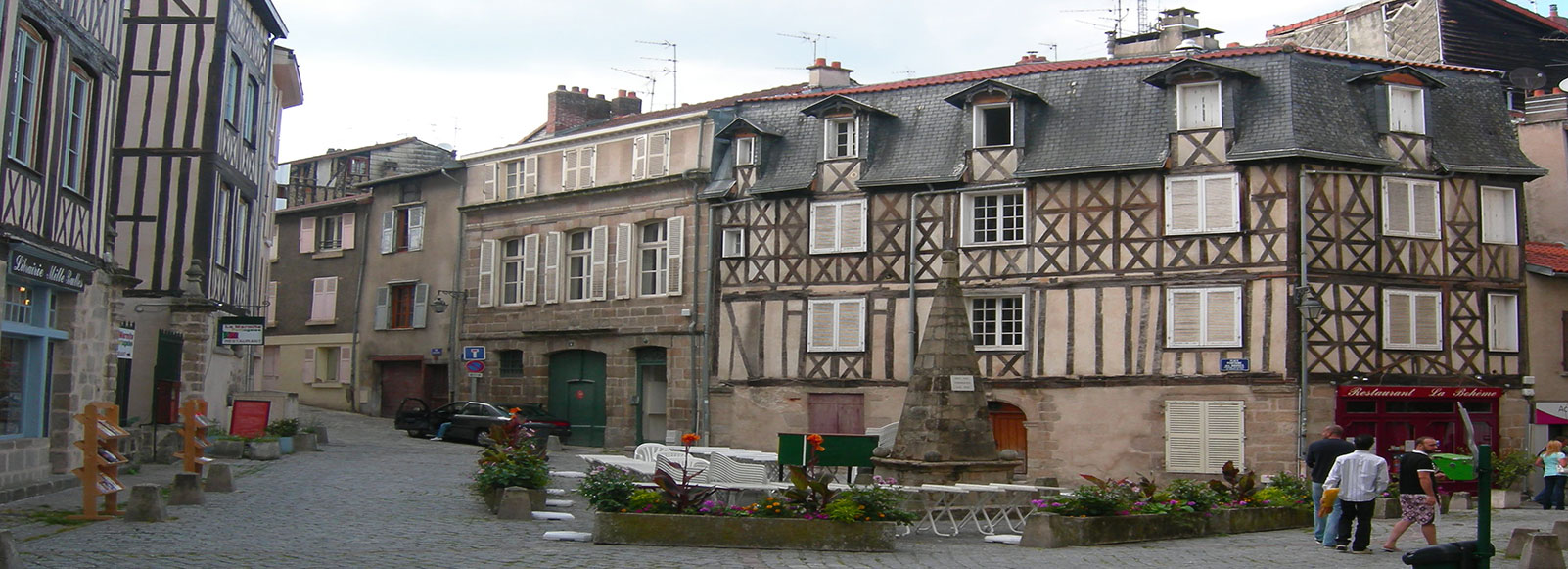 أين تأكل فى ليموج | دليل مطاعم  ليموج أين تأكل فى ليموج | دليل مطاعم  ليموج