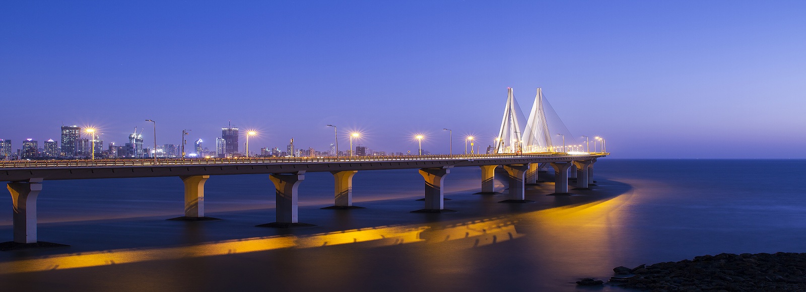 Travel Guide of Mumbai Travel Guide of Mumbai