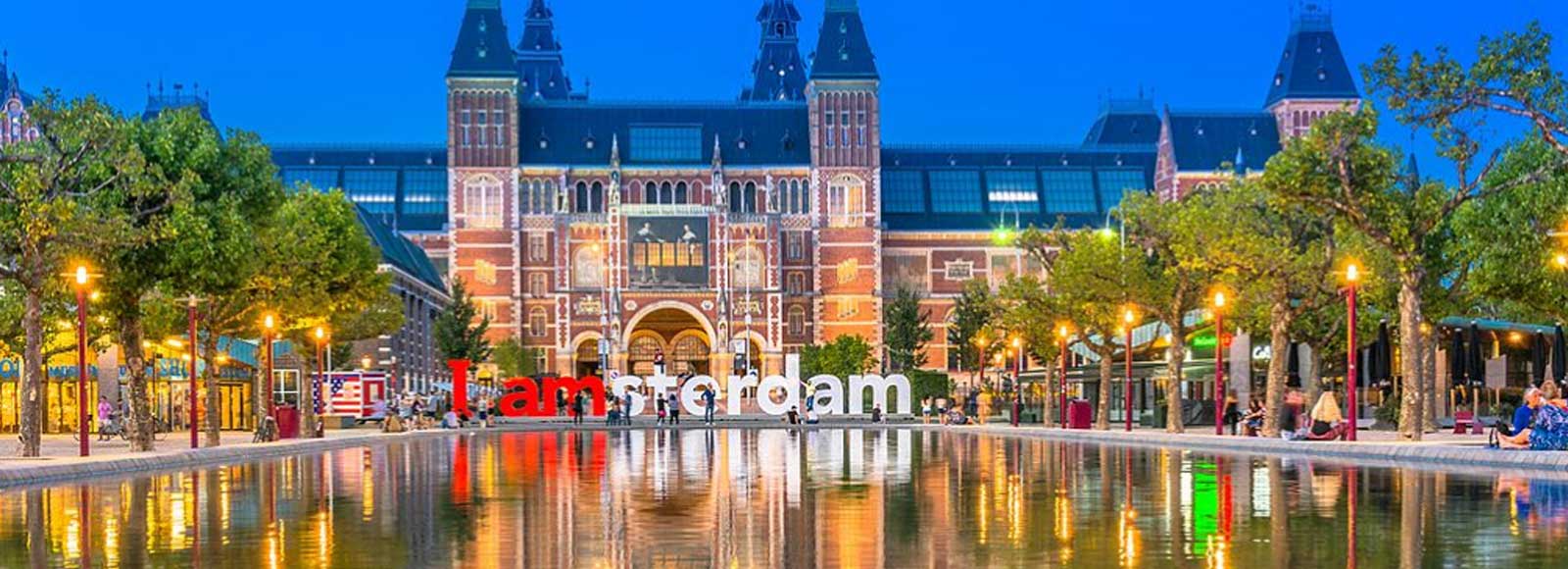 Transfer Offers in Amsterdam. Low Cost Transfers in  Amsterdam 