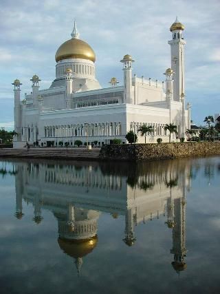 Brunei Bandar Seri Begawan Omar Ali Sifuddin Mosque Omar Ali Sifuddin Mosque Bandar Seri Begawan - Bandar Seri Begawan - Brunei