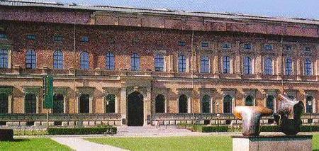 زياره معرض البلدية في لينباخ البيت