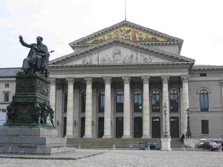 زياره مجموعه الولايه من الفن القديم