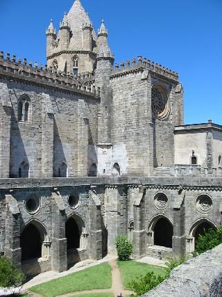 Evora