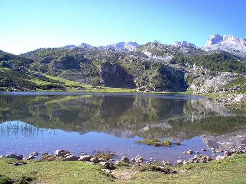 Spain Cangas De Onis Enol & Ercina Lakes Enol & Ercina Lakes Asturias - Cangas De Onis - Spain