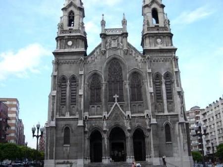 Santo Tomas de Cantorbery Church