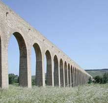 Hotels near Noain Aqueduct  Noain