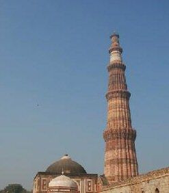 Visiting Qutab Minar