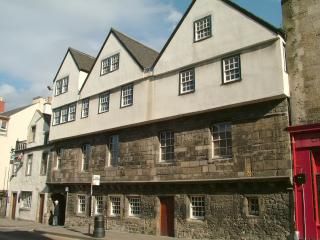 Huntly House - Museum