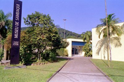 Hotels near Sambaqui Archeological Museum  Joinville