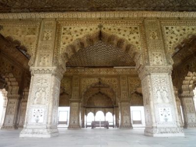 Visiting Diwan-i-Khas