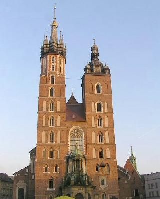 Hotels near Kosciol Mariacki Church  Krakow