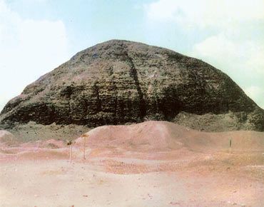 Egypt Hawara (Kiman Faris) Tomb of Neferu-Ptah Tomb of Neferu-Ptah El Fayoum - Hawara (Kiman Faris) - Egypt