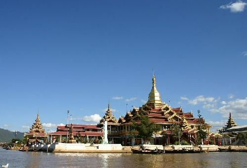 Myanmar Inle Lake Pagoda of Phaung-Daw U Pagoda of Phaung-Daw U Inle Lake - Inle Lake - Myanmar