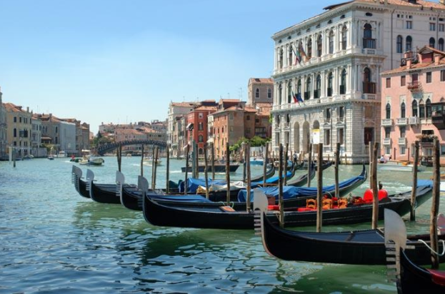 Italy Venice Corner - Contarini dei Cavalli Palace Corner - Contarini dei Cavalli Palace Venezia - Venice - Italy