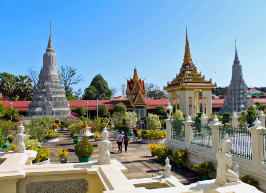 كامبوديا بنوم بنه معبد الفضة معبد الفضة بنوم بنه - بنوم بنه - كامبوديا