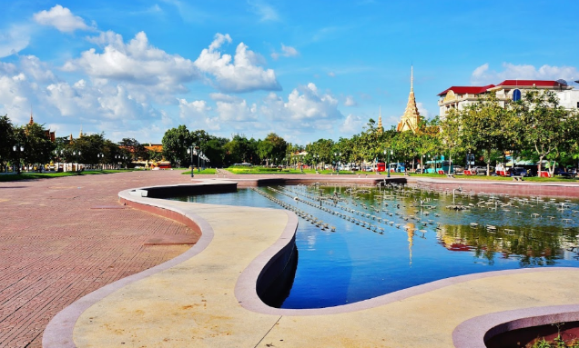 Cambodia Phnum Penh Wat Botum Park Wat Botum Park Wat Botum Park - Phnum Penh - Cambodia