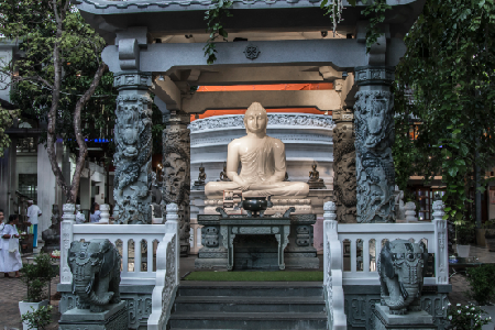 Hotels near Gangaramaya Buddhist Temple  Colombo