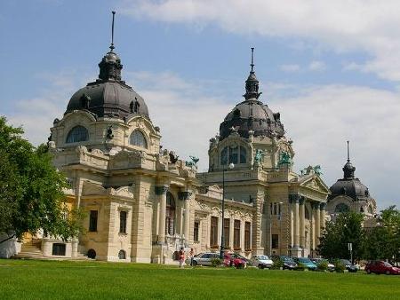 Hotels near City Park  Budapest
