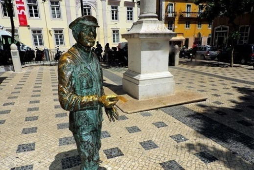 Portugal Lisbon Cauteleiro Statue Cauteleiro Statue Cauteleiro Statue - Lisbon - Portugal