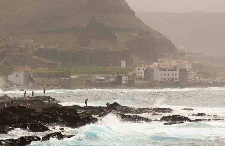 إسبانيا بانياديروس = إسبانيا بانياديروس بانياديروس جران كناريا - - إسبانيا