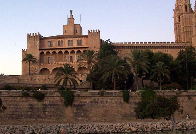 إسبانيا ماريفينت = إسبانيا ماريفينت ماريفينت ماييوركا - - إسبانيا