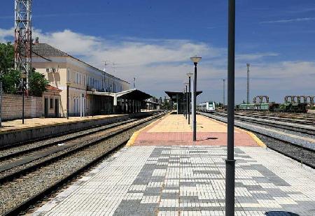 Badajoz, Badajoz Train Station