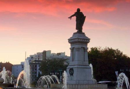 Guzman el Bueno Statue