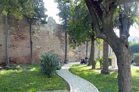 Hotels near Byzantine Walls  Durres