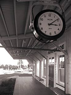 زياره باباتوتو