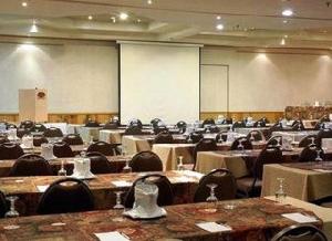 Crowne Plaza Torremar
