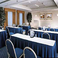 LA QUINTA INN & SUITES SOUTH/AIRPORT